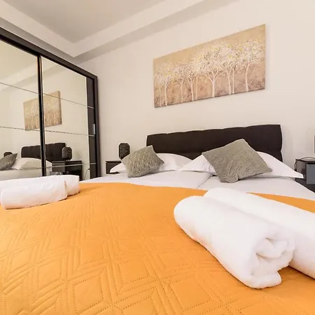 Bokin Apartment *